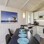 Ferienhaus Freibeuterweg 21 - Dorf 5 Lübeck